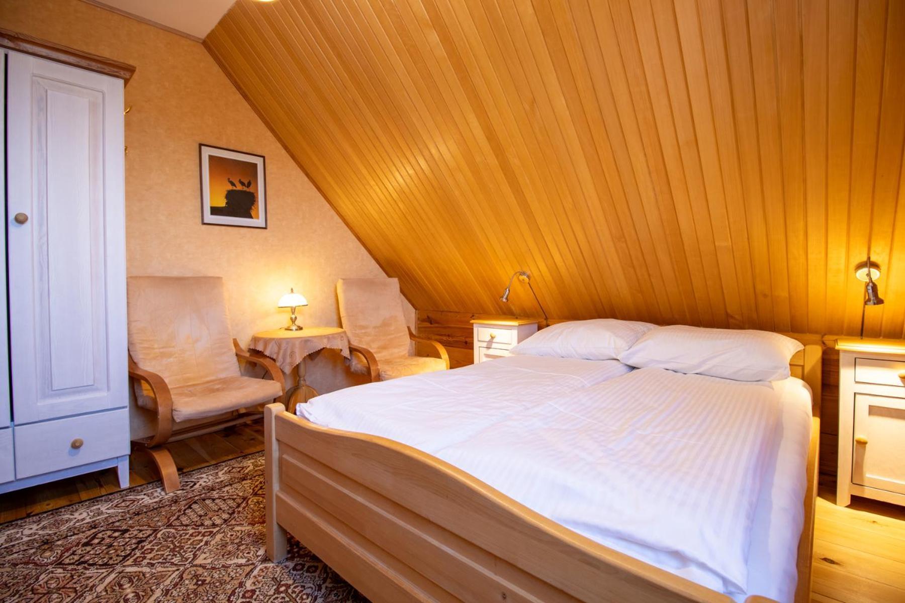 Wisniowy Sad Guest House เบียโวเวียชา ภายนอก รูปภาพ